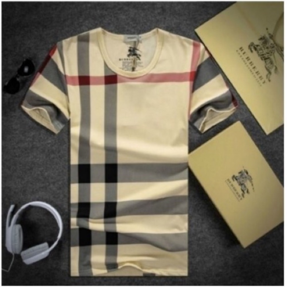 Men’s Burberry shirt